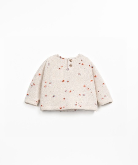 Knitted sweater in a blend of natural and recycled fibers