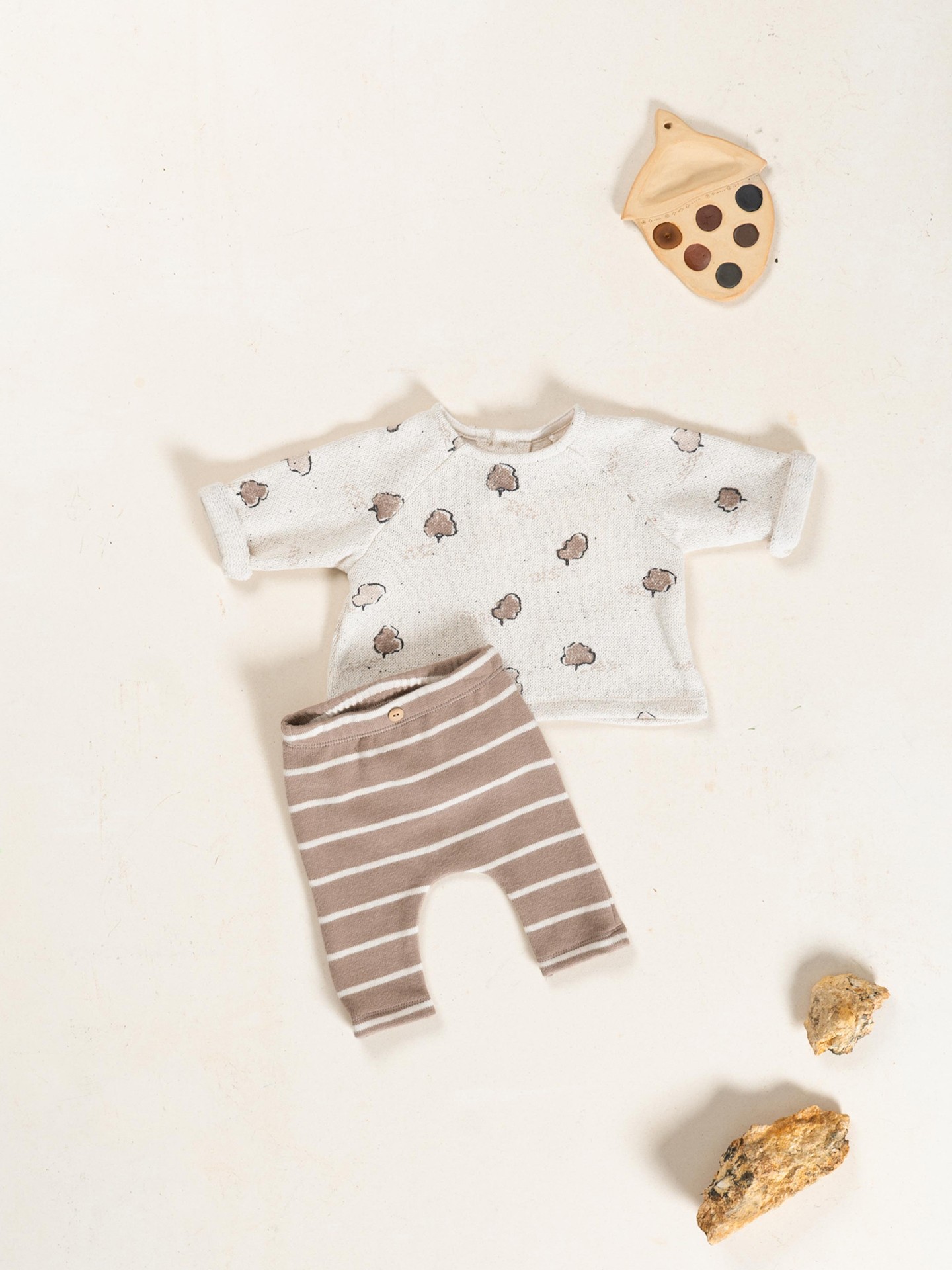 Camisola de malha com mistura de fibras naturais e fibras recicladas