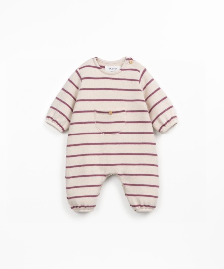 Macac�o de malha �s riscas 