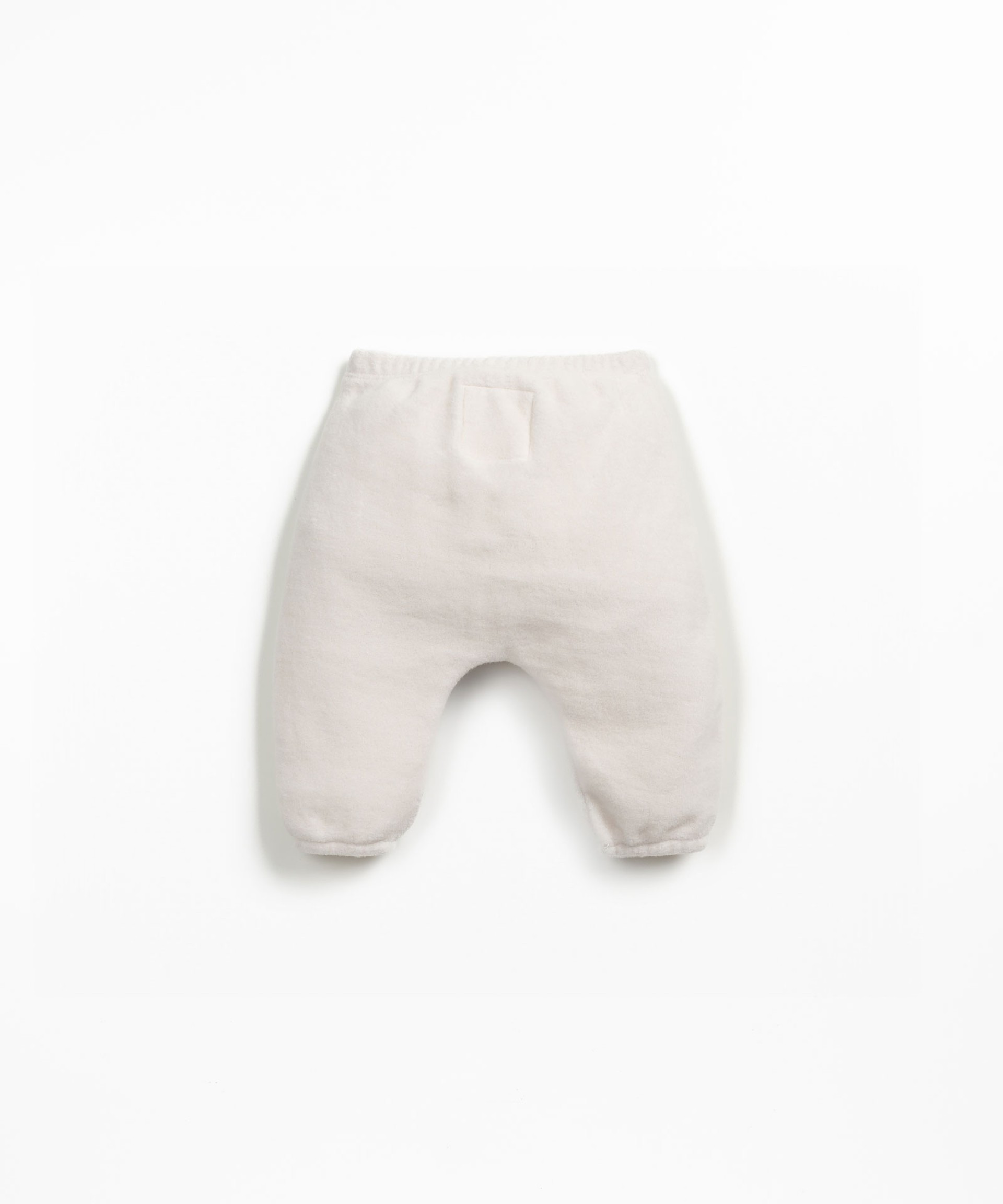 Pantaln con elstico en los tobillos