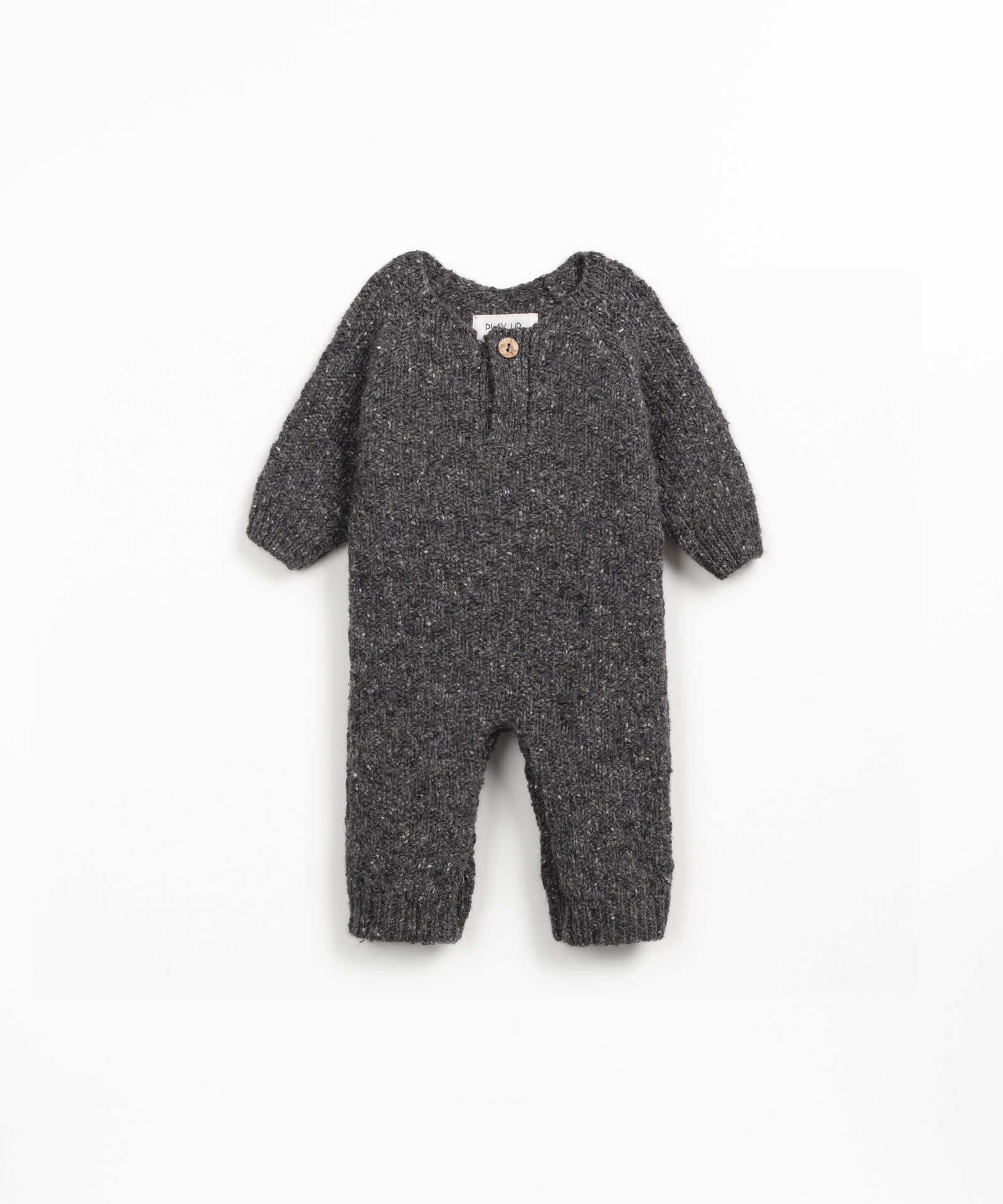 Jumpsuit with recycled fibers