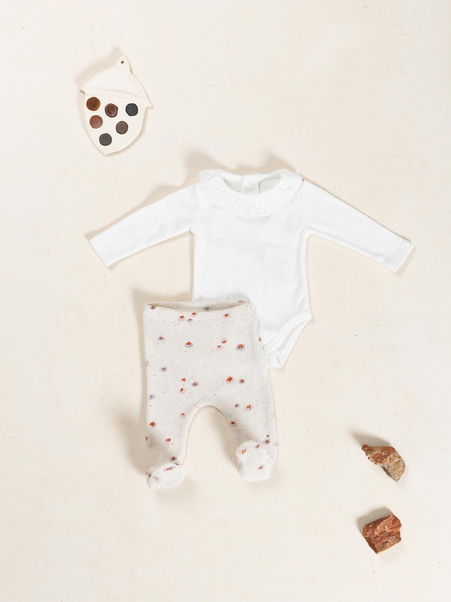 Calça de malha com mistura de algodão orgânico e algodão regenerativo