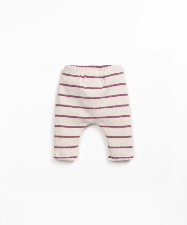 Leggings �s riscas com carda interior