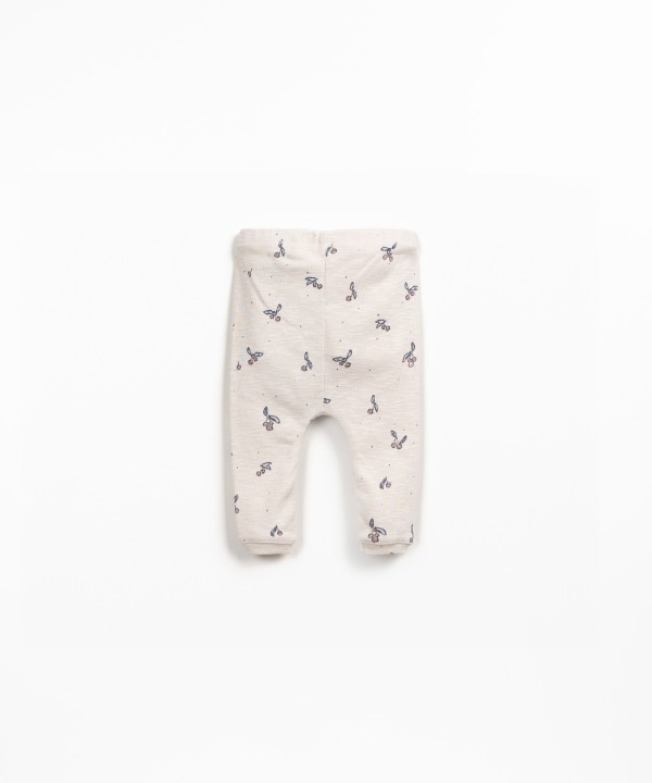 Leggings with natural fibers