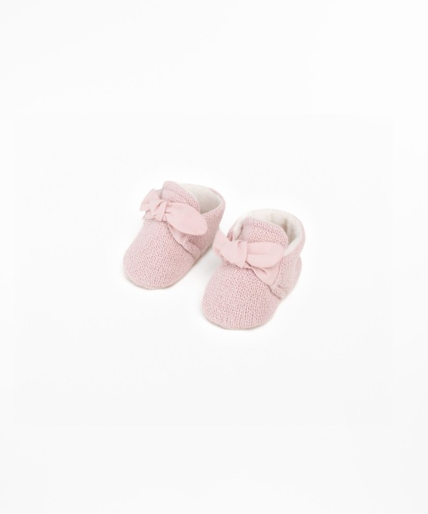 Shoes with fleece lining