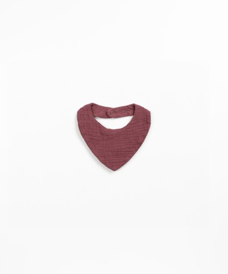 Babero con cierre de botones a presi�n