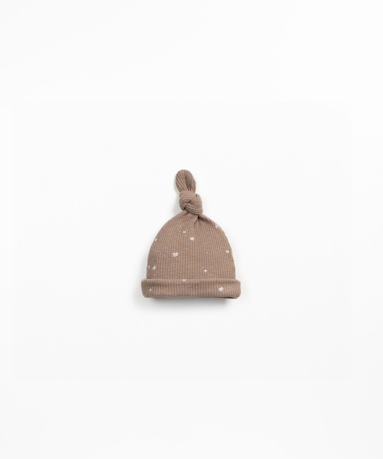 Gorro de punto con estampado de arndanos