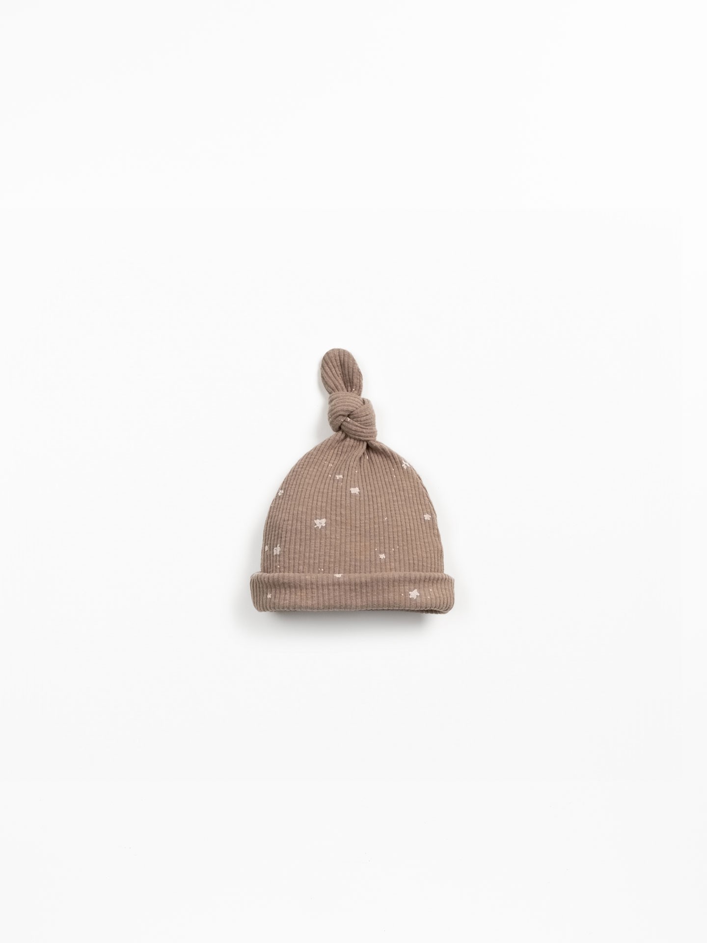 Gorro de malha com estampado de mirtilos