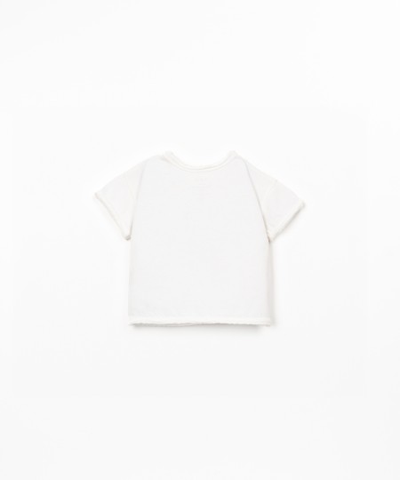 T-shirt con stampa frontale