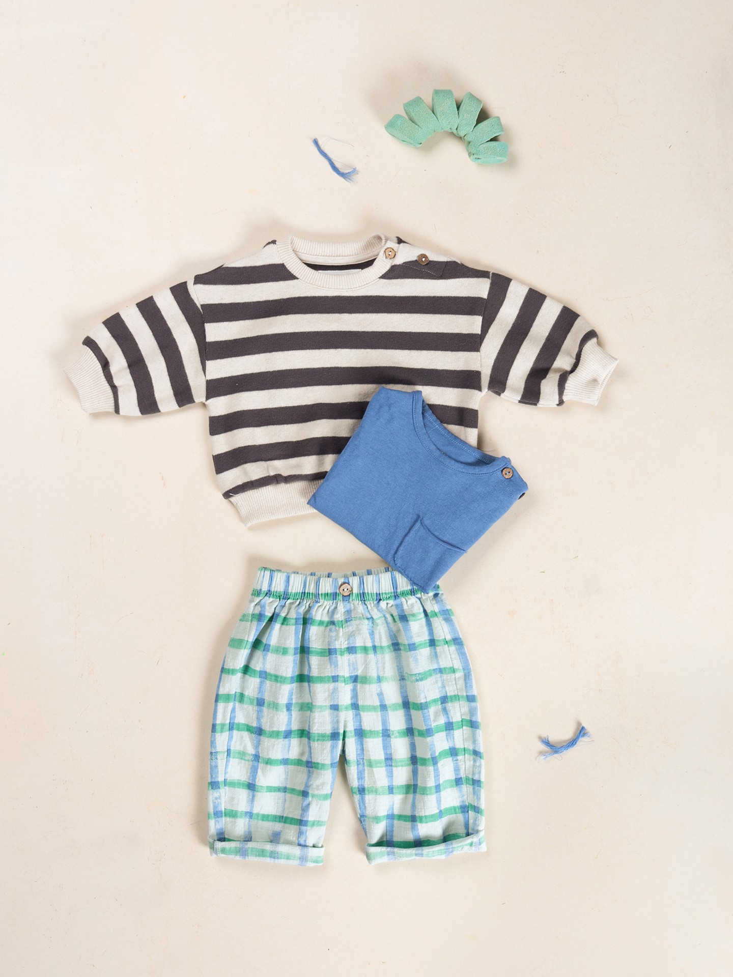 Pantaloni in tessuto con fibre naturali