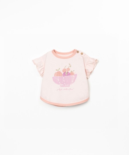 T-shirt con volant sulle maniche