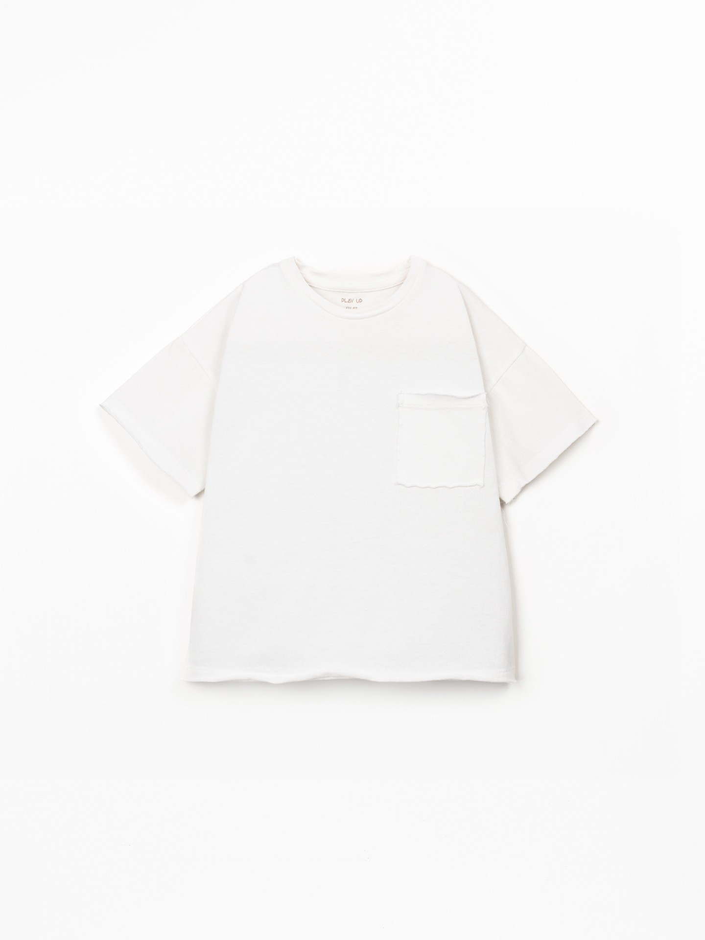 T-shirt com bolso no peito