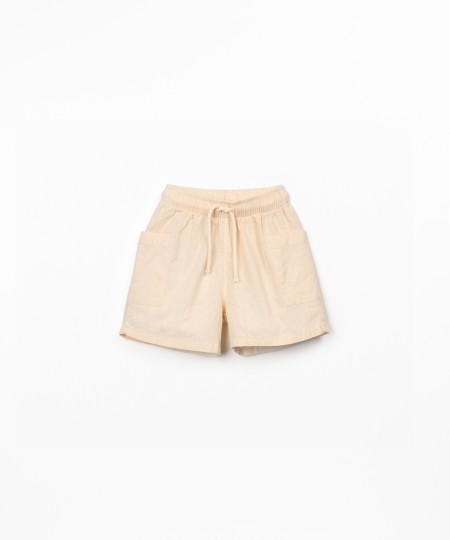 Pantaloncini in tessuto con cordino regolabile