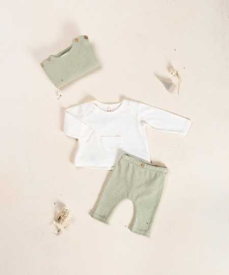 Pull en maille en coton biologique et recycl? Pull en maille en coton biologique et recycl?