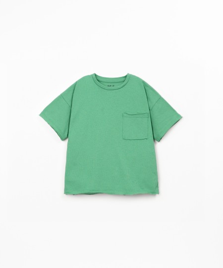 T-shirt with chest pocket