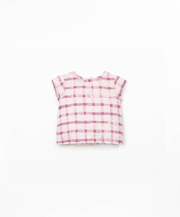 Blouse with checkered print