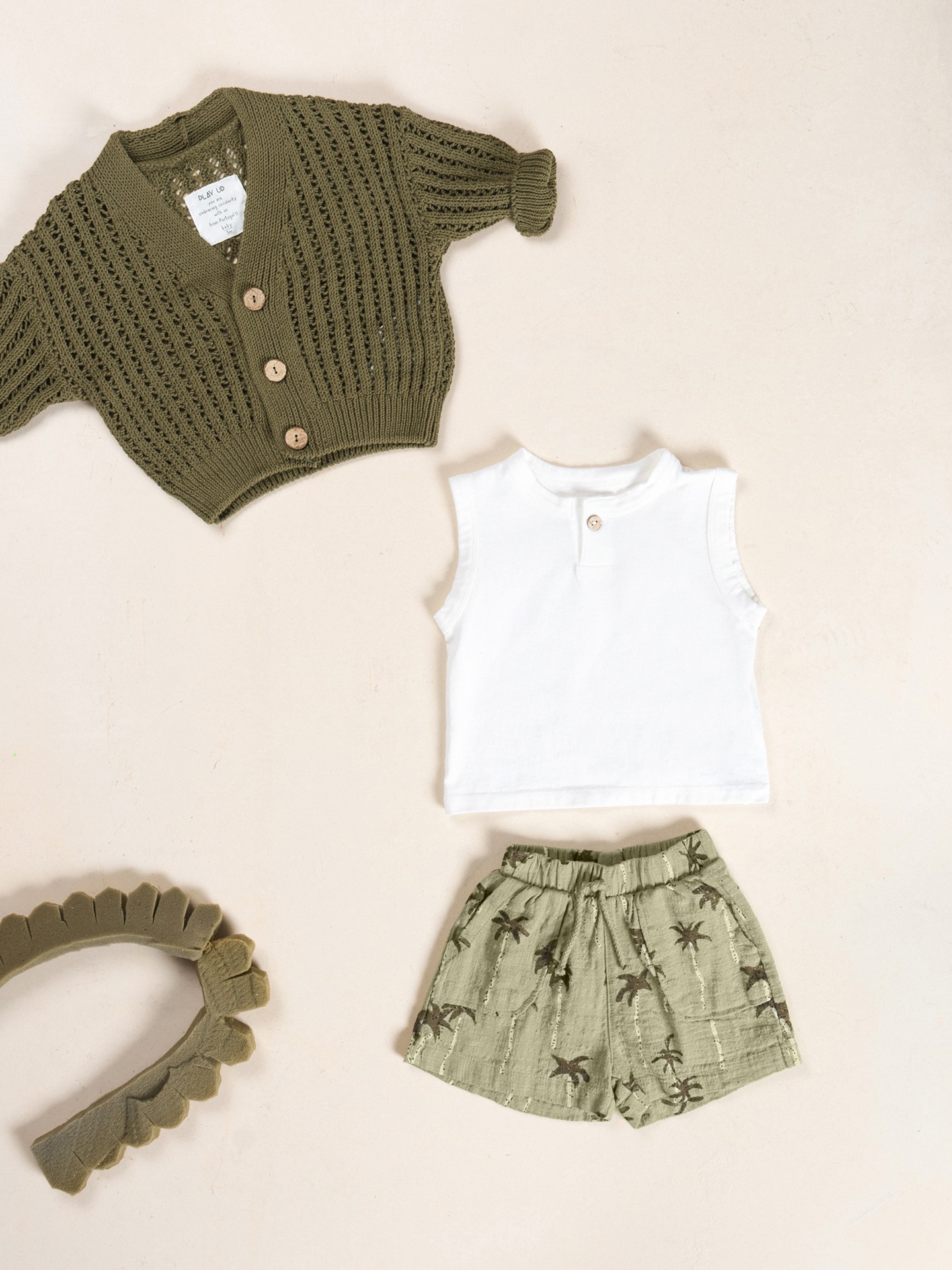 Sleeveless t-shirt in a blend of natural and recycled fibers