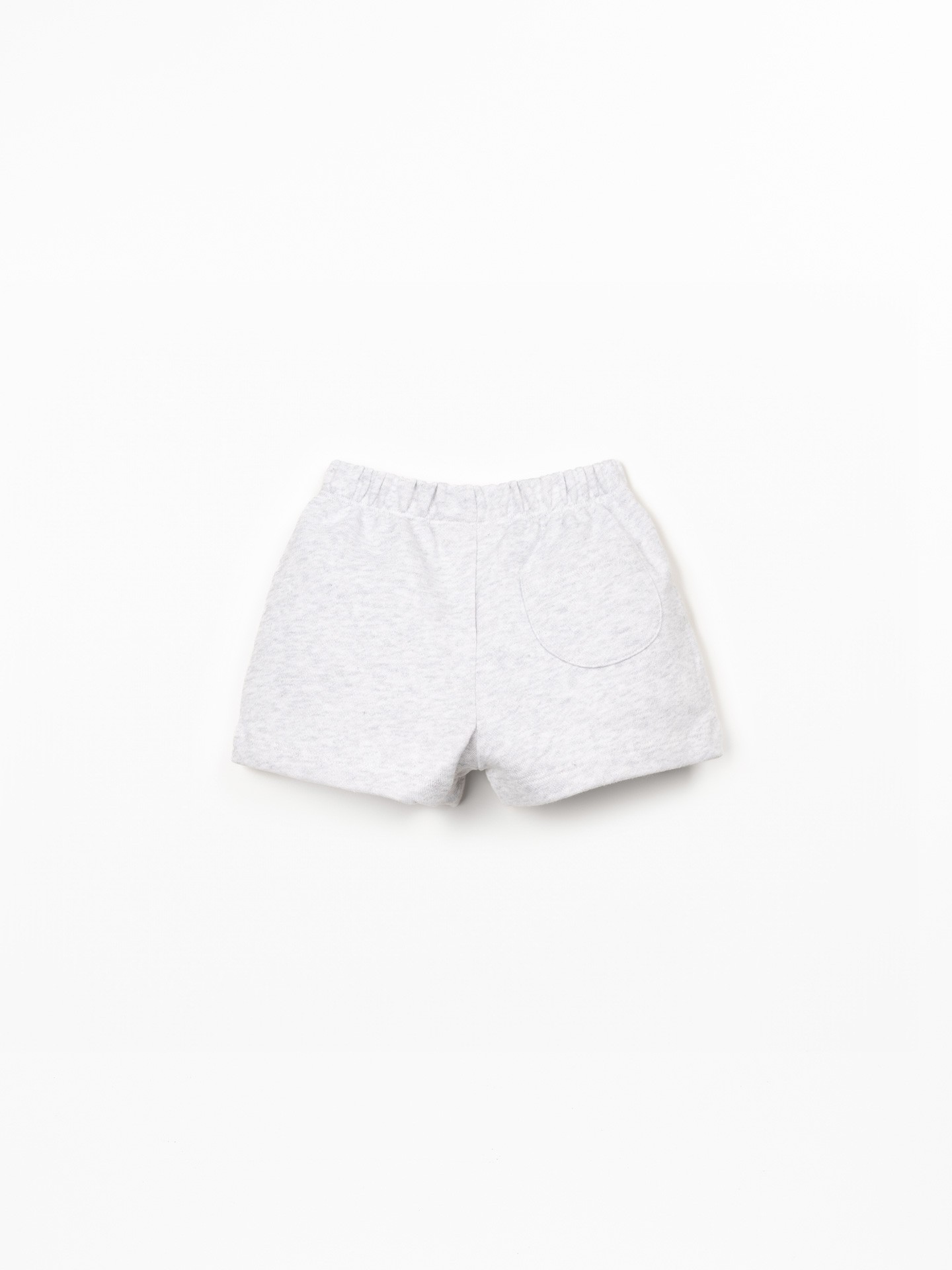 Shorts with elastic waistband