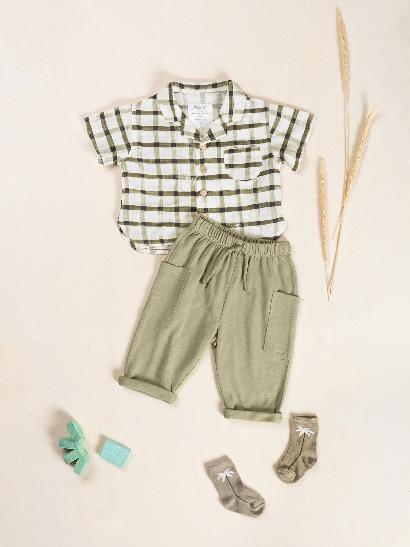 Knit pants in organic cotton and linen