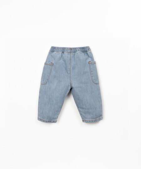 Pantaloni in denim con tasche laterali