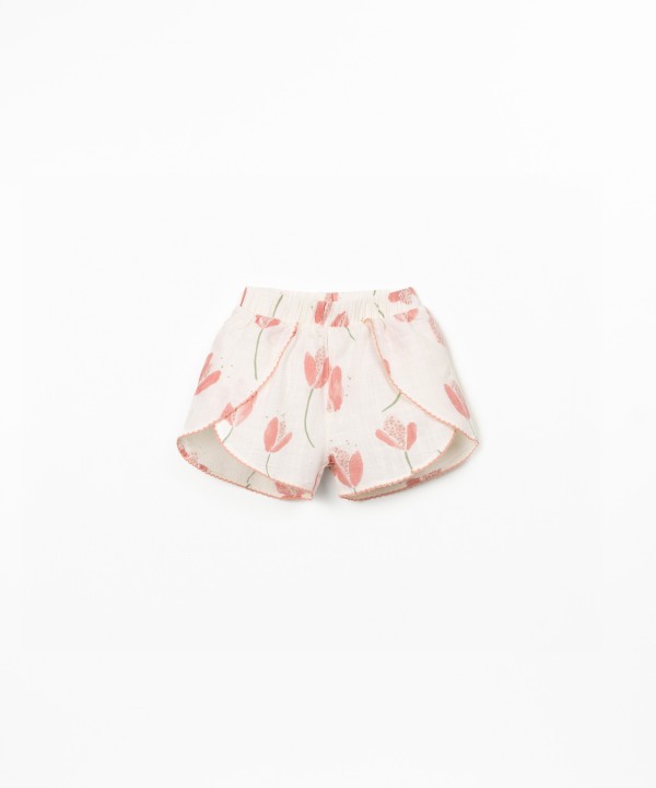 Fabric shorts with side inserts