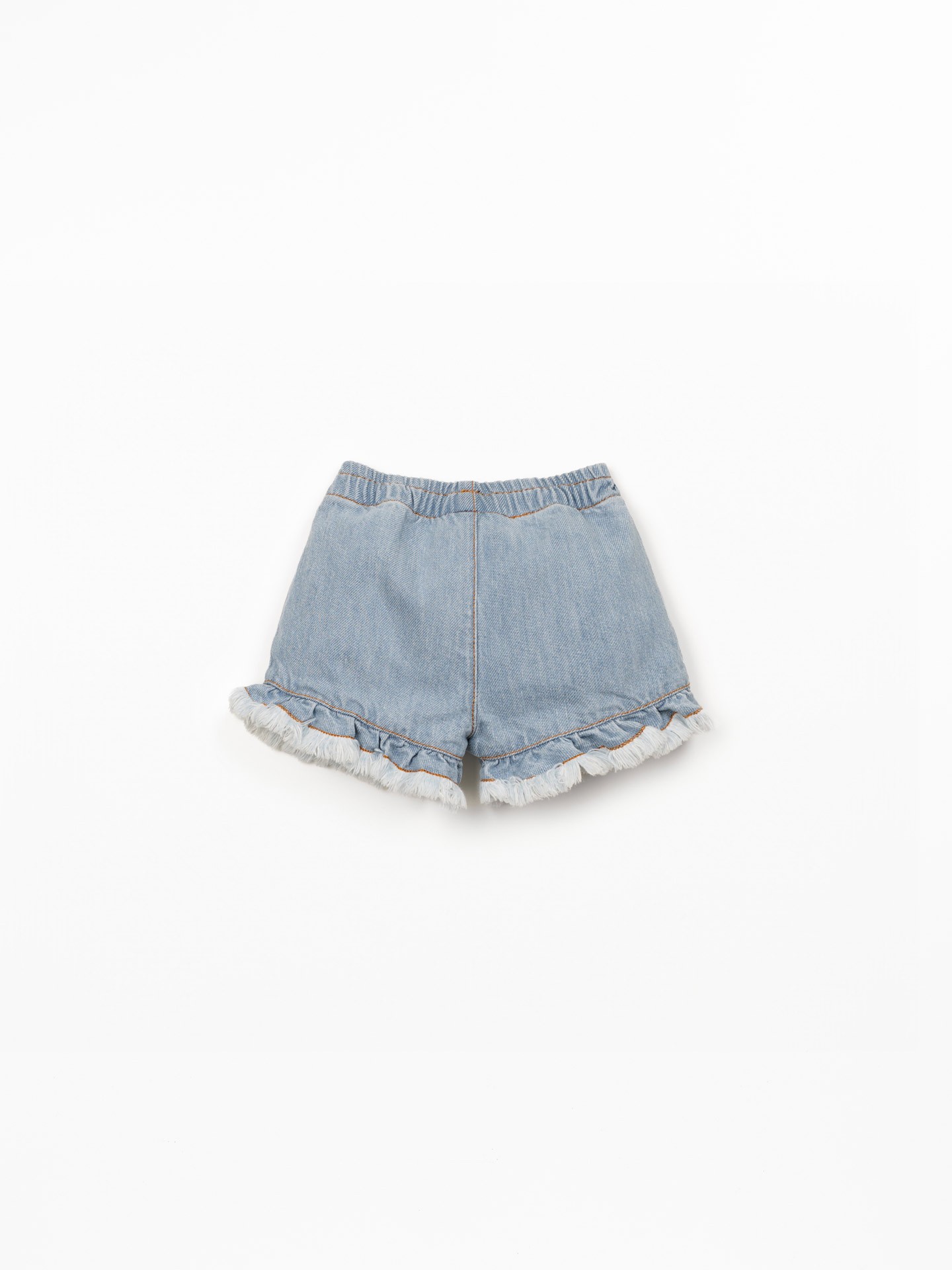 Short en jean avec empiècement volanté