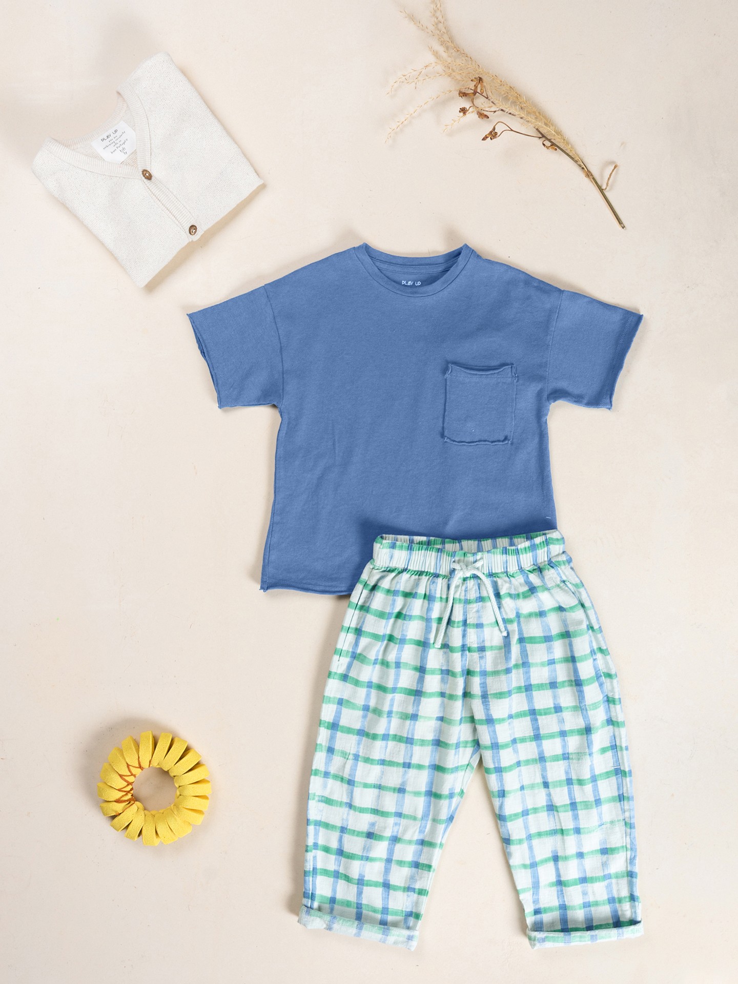 T-shirt con taschino sul petto