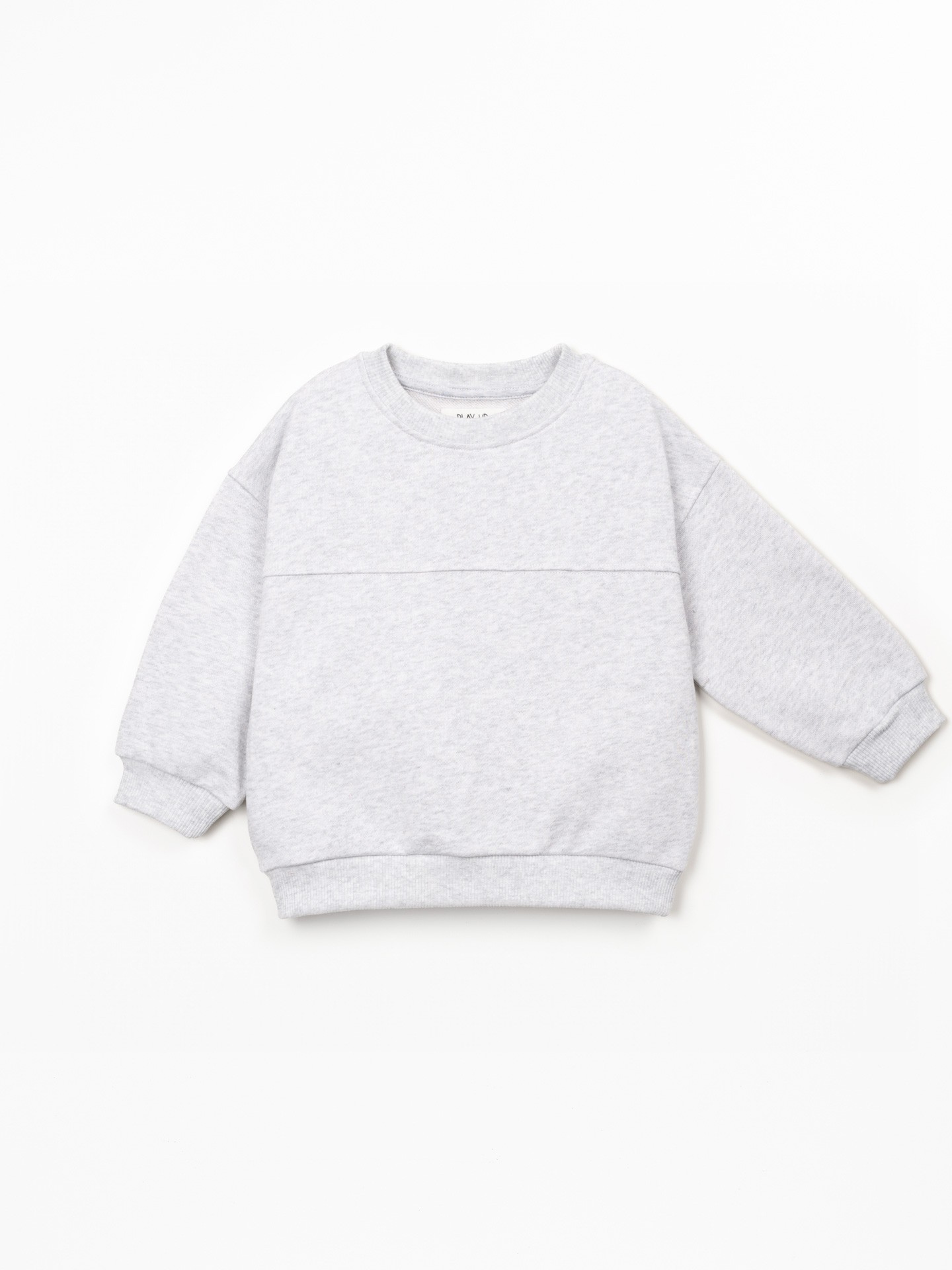 Knitted sweatshirt with recycled cotton