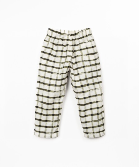Pantalon en tissu avec imprimé à carreaux