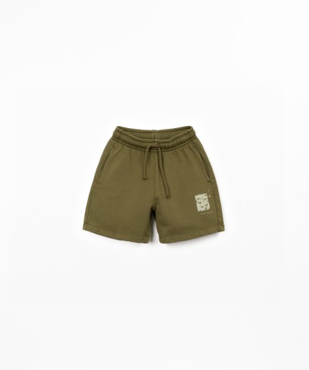 Shorts with front print