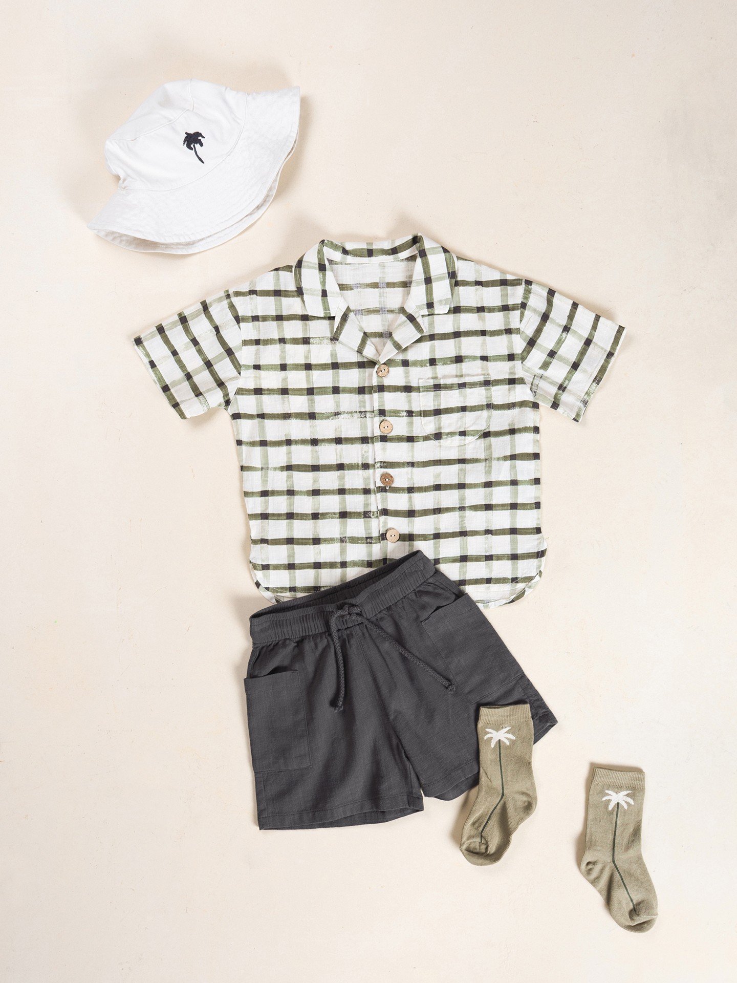 Chapeau en sergé à large bord