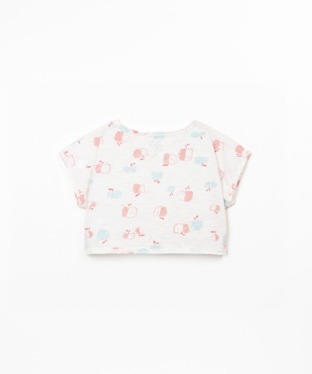 Wide neckline T-shirt