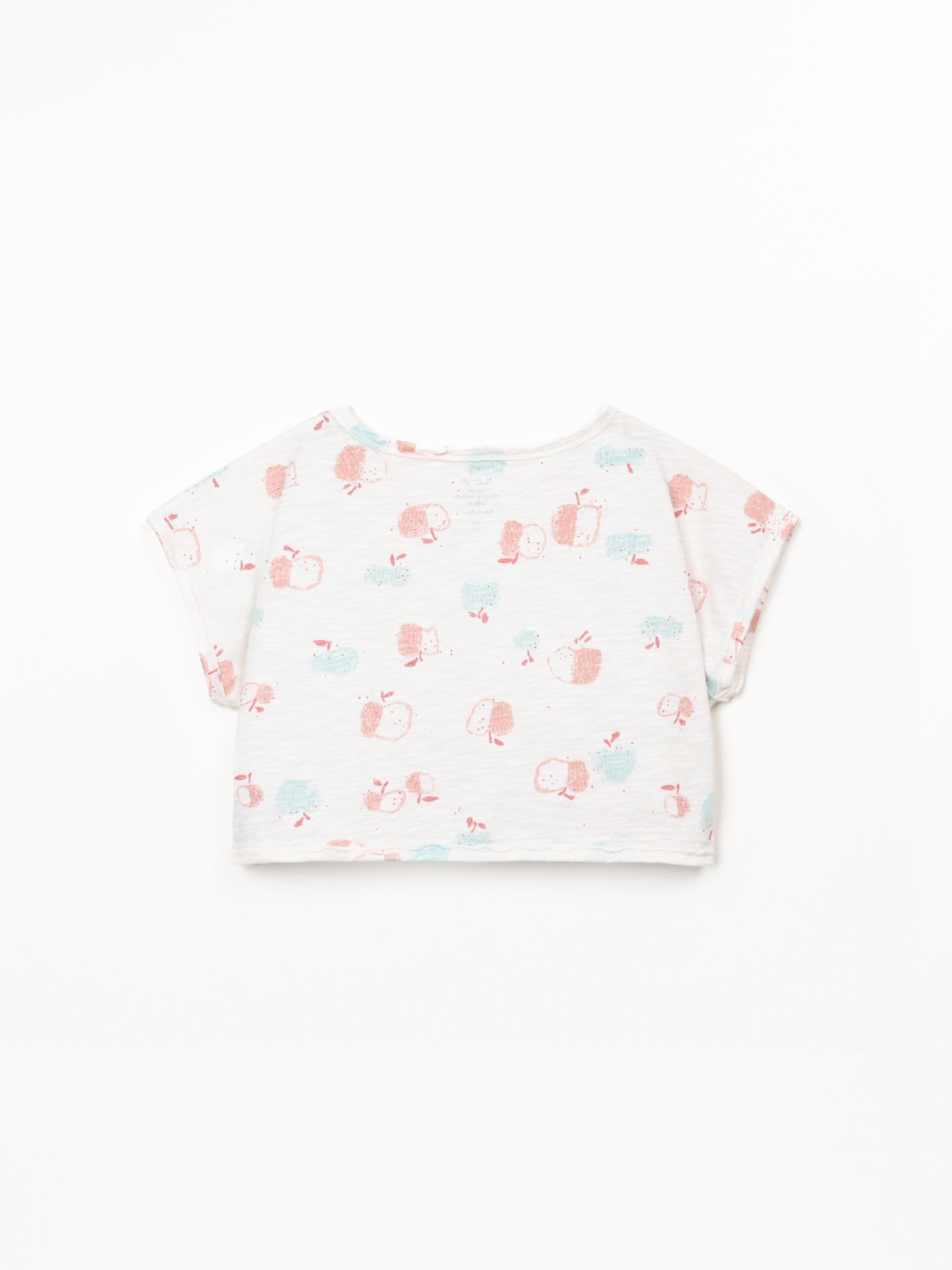 Camiseta con escote amplio