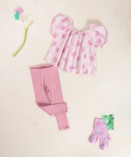 Túnica de algodão orgânico com estampado de tulipas