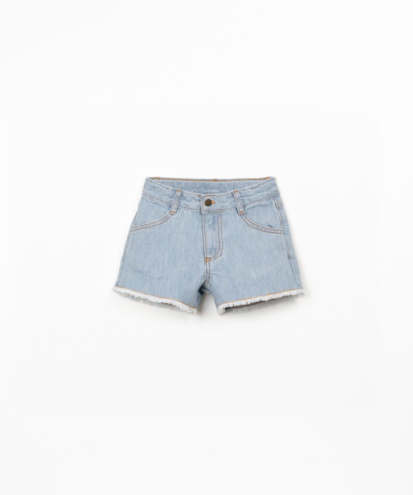 Cotton denim shorts with pockets