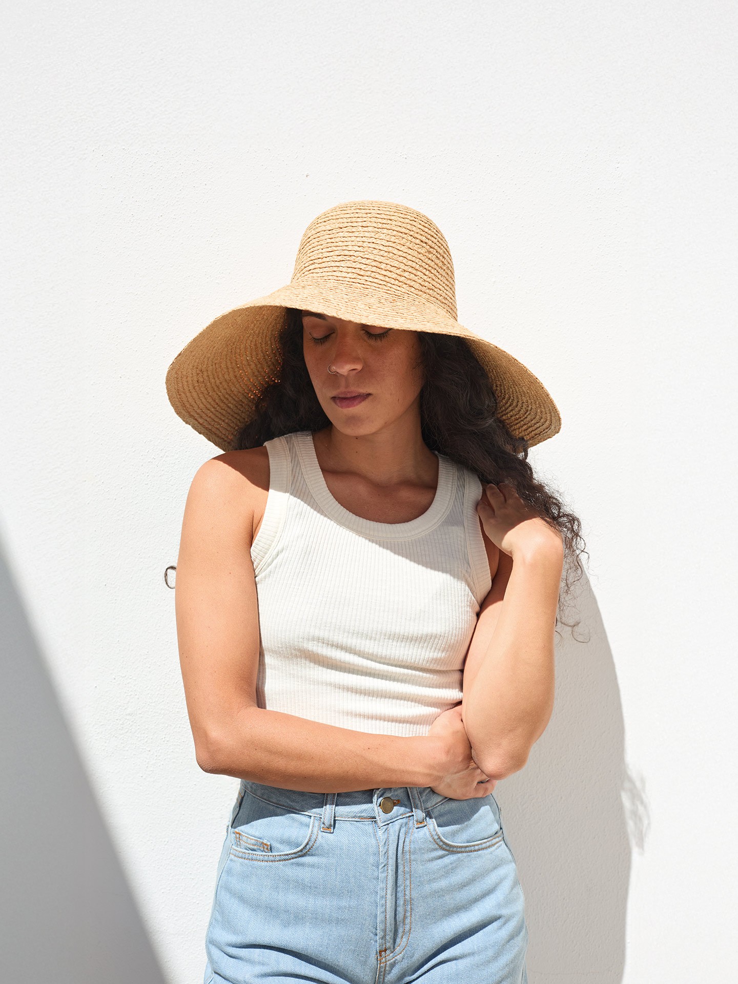 Top sem mangas em malha canelada