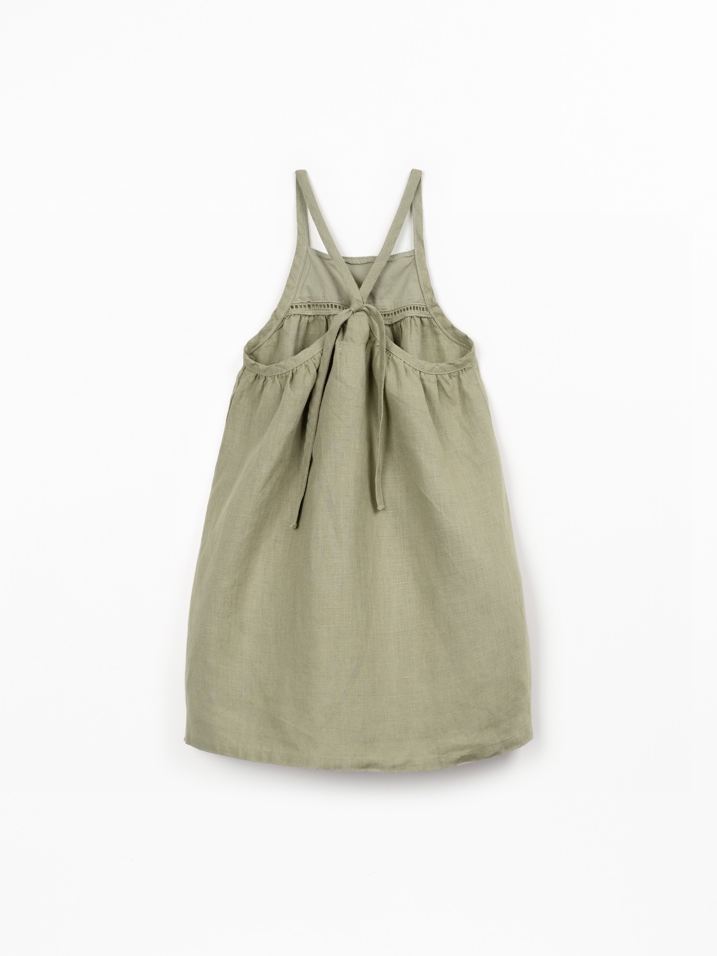 Robe en tissu de lin