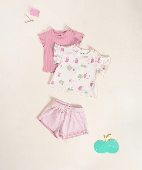 T-shirt with frill insert on the sleeve