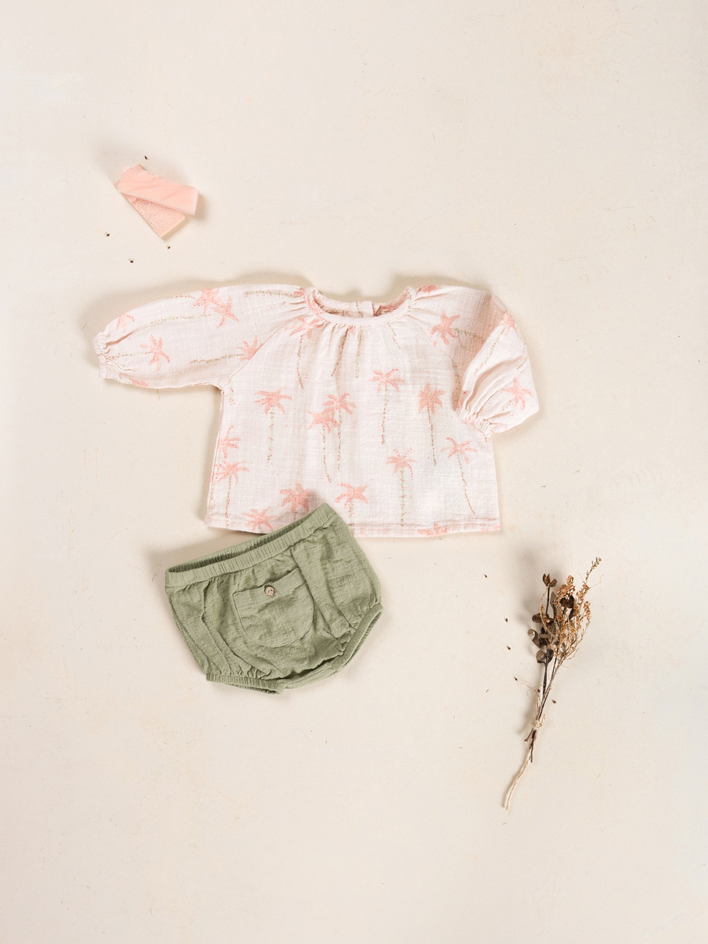 Short en tissu avec poche