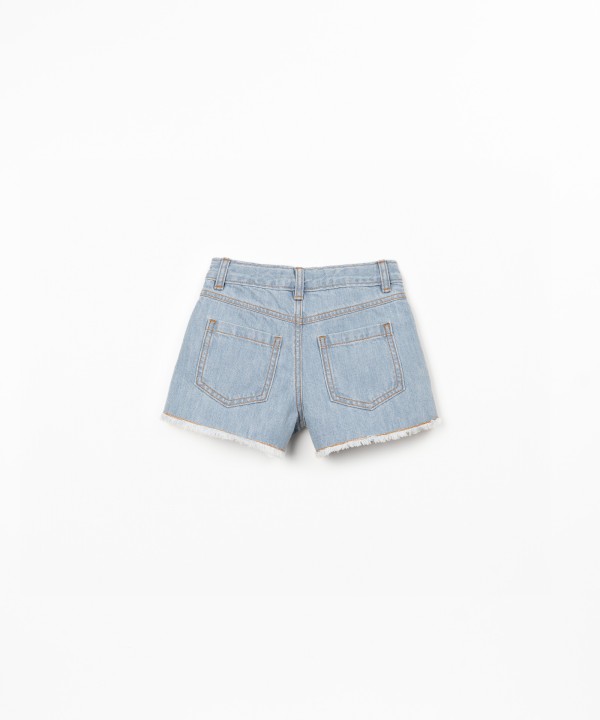 Cotton denim shorts with pockets