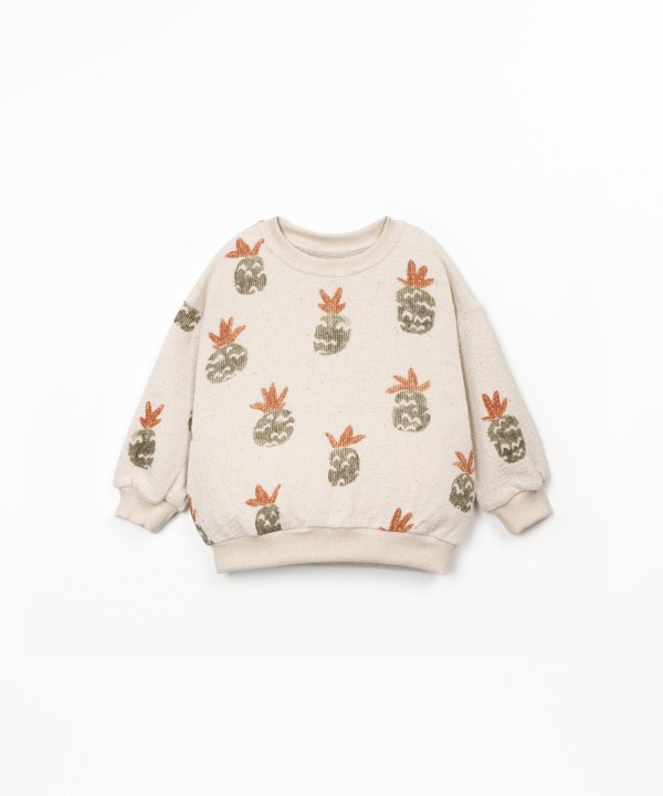 Sweatshirt with pineapple print