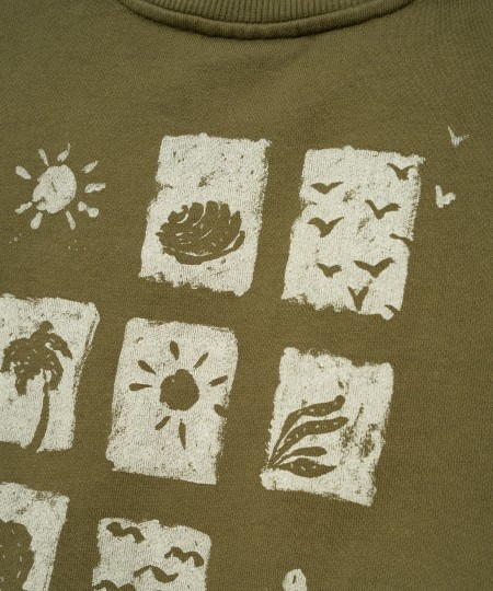 Camisola com ilustração nas costas