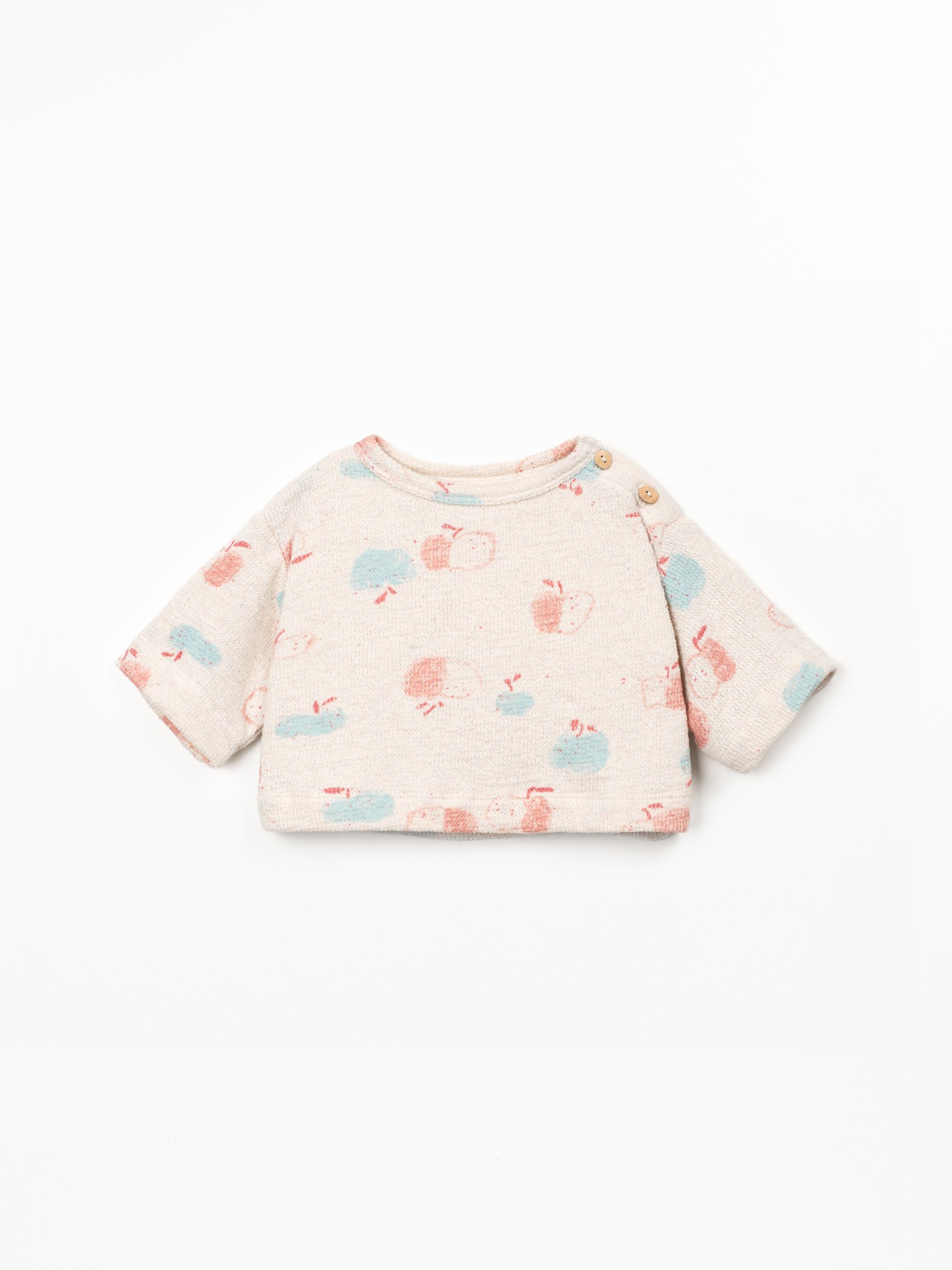 Sweater with apple print
