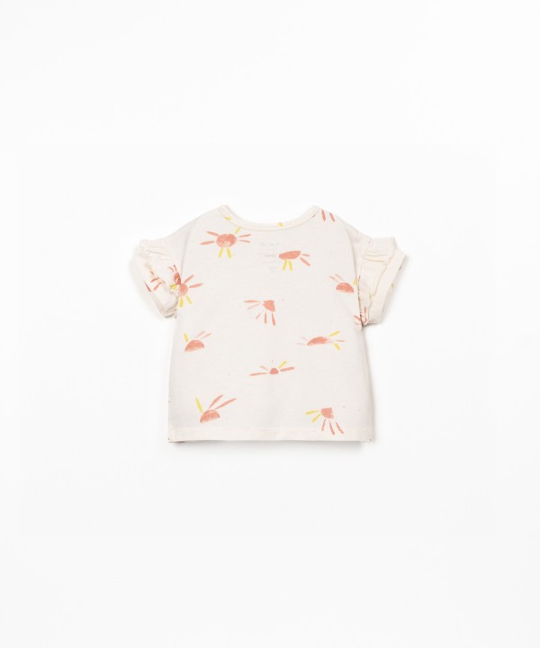 UV-protective t-shirt in a blend of recycled and natural fibers