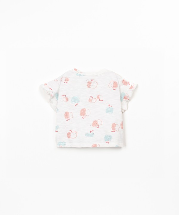 T-shirt with ruffle insert on sleeve