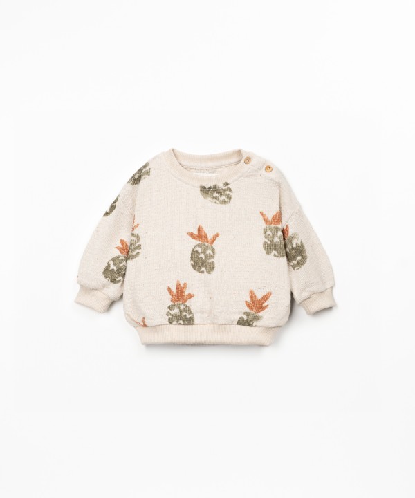 Sweater with Re(Play) yarn