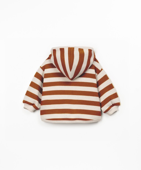 Hooded jacket with striped pattern