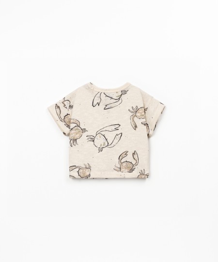 T-shirt com fibras naturais