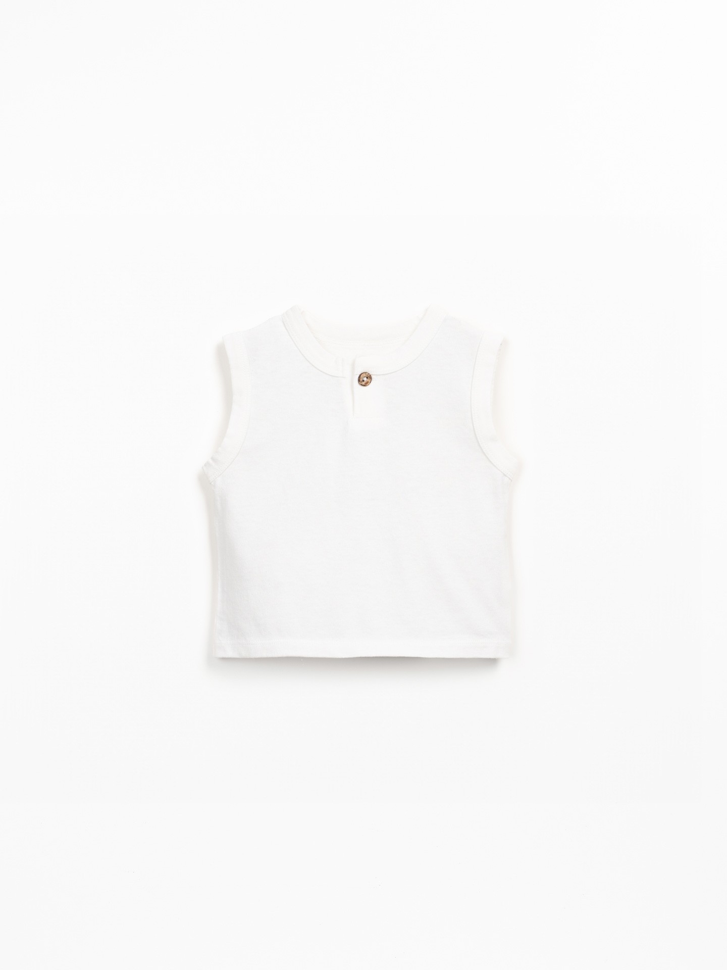 Sleeveless t-shirt in a blend of natural and recycled fibers