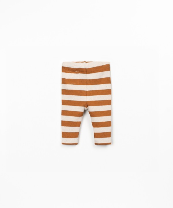 Striped pattern leggings